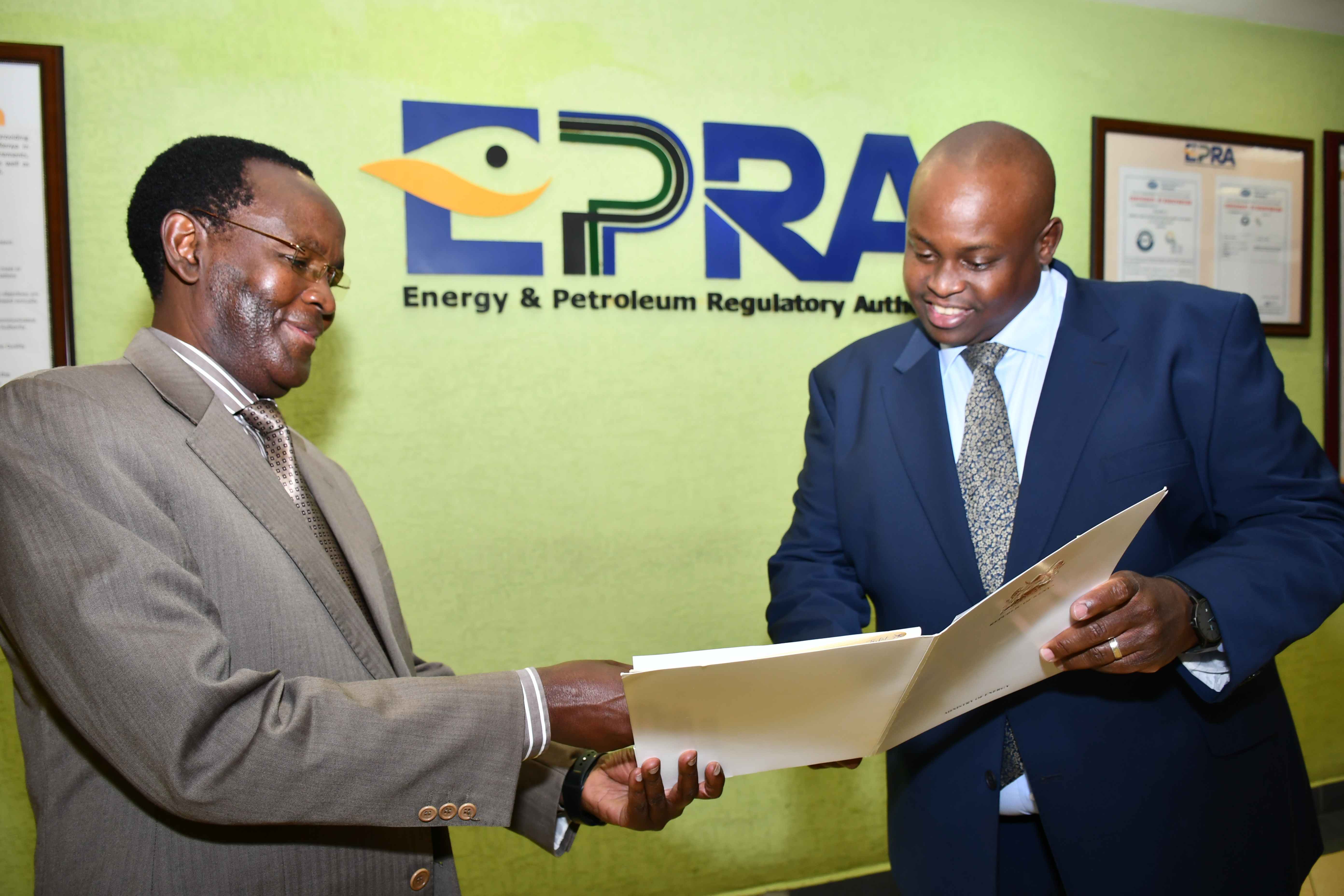 EPRA boss Daniel Kiptoo holds talks with Energy CAS Zachary Ayieko