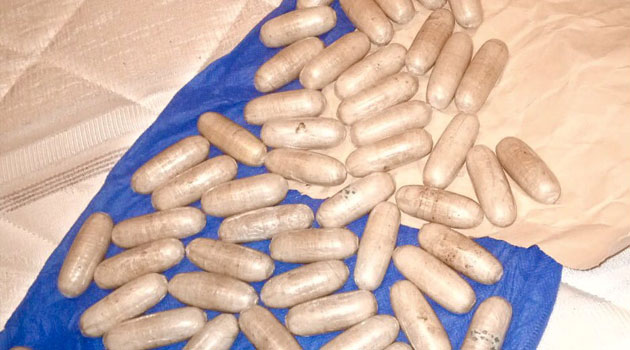 DCI agents arrest suspected drug peddler in Kayole, recover heroin pellets