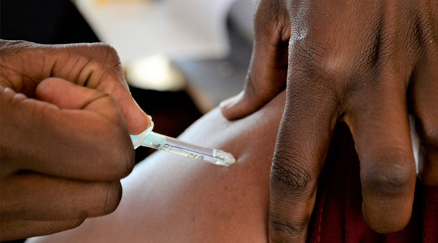 Kenyans rush for COVID vaccine as govt insists on travel requirements