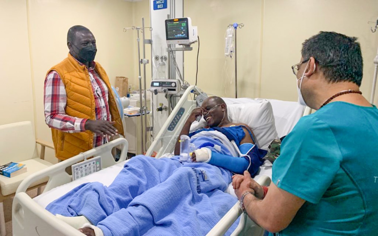 Get well soon Itumbi, DP Ruto says in hospital visit