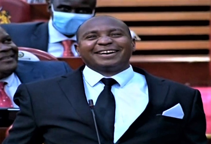 Sankok causes excitement as he wears suit, deviating from signature green attire