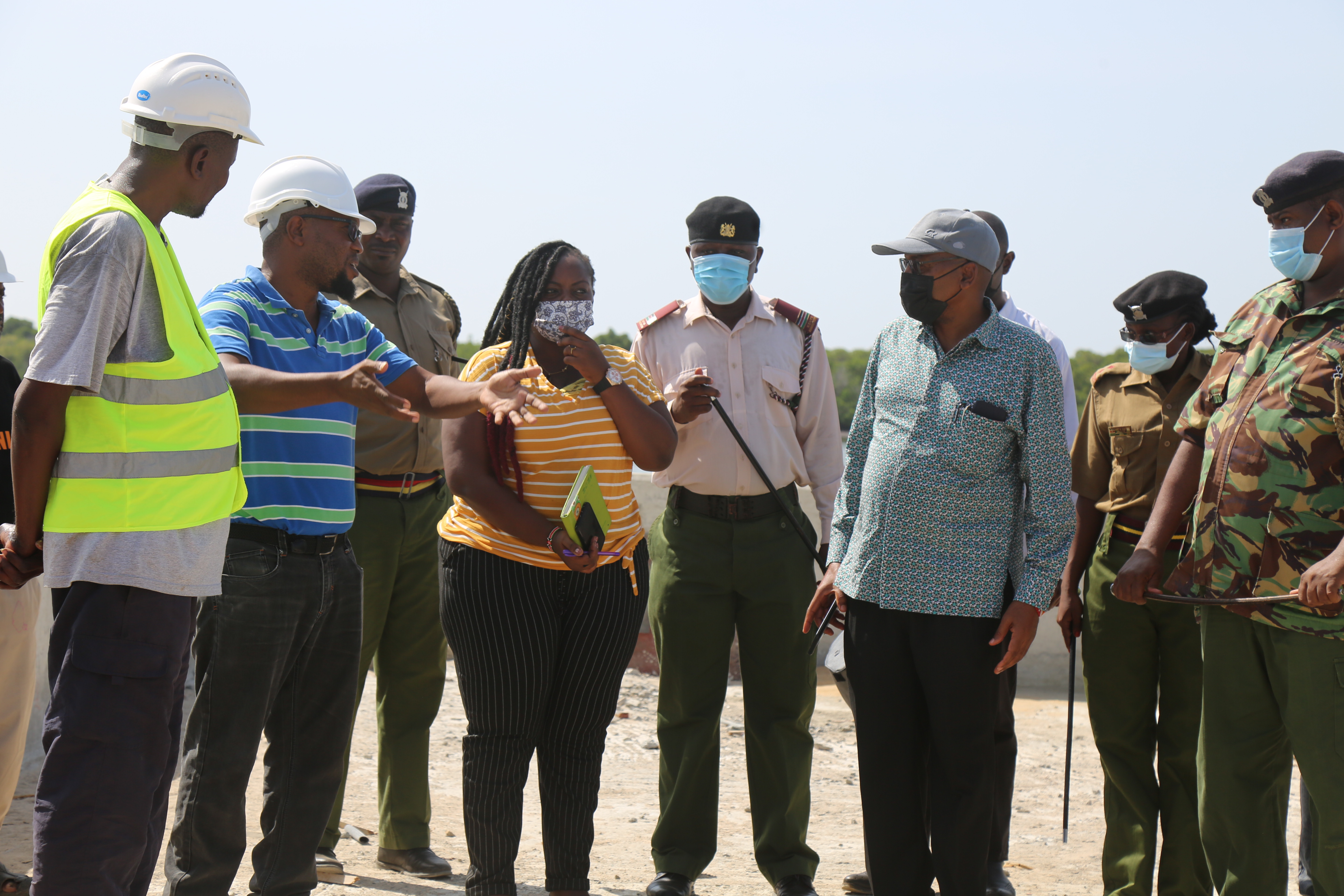 Govt Contractors warned against project delays, shoddy work