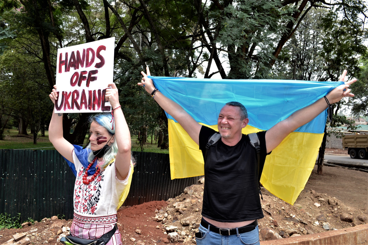 Ukrainians in Kenya demonstrate over Russian invasion