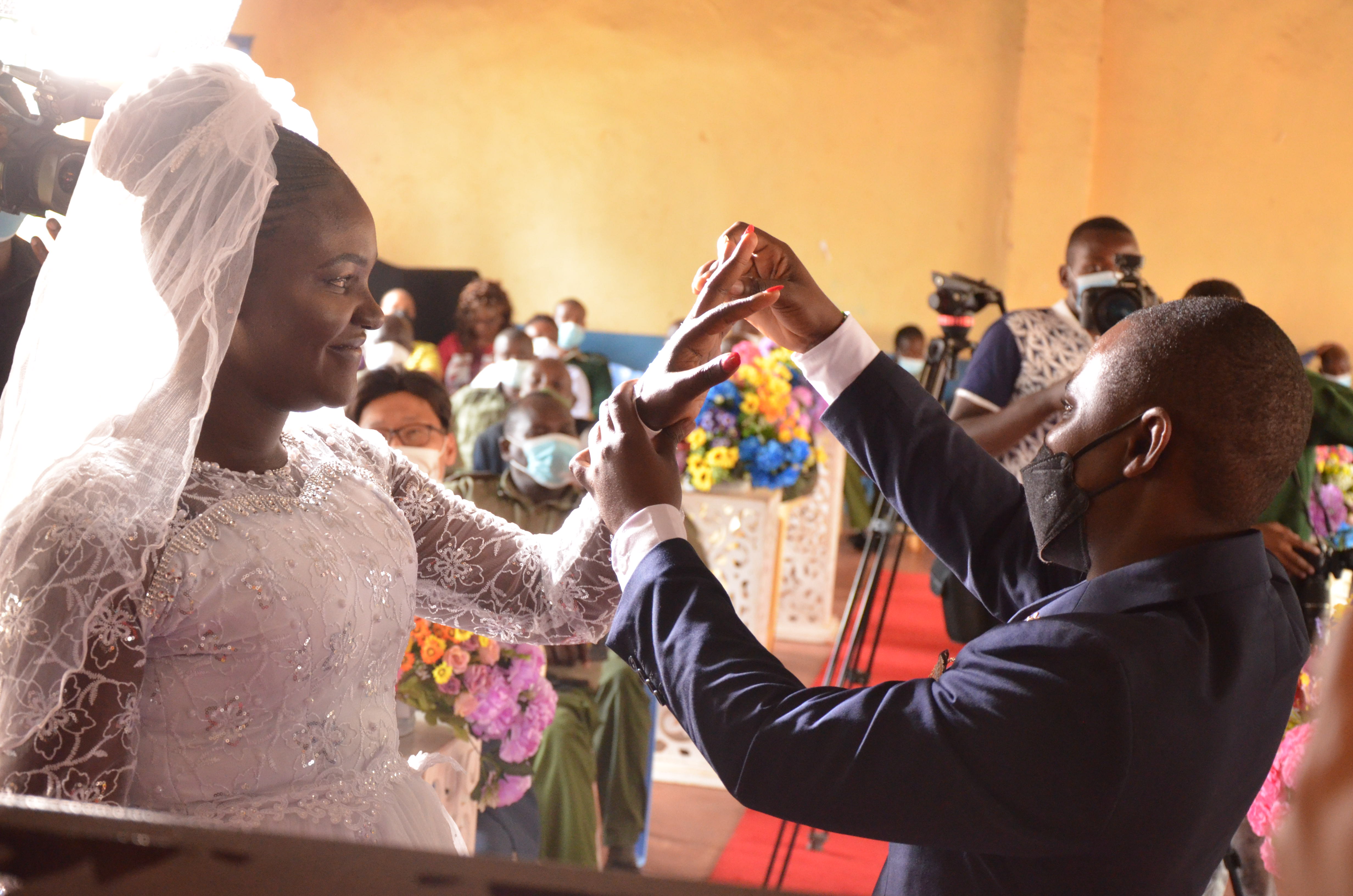 Former inmates choose prison chapel to hold their wedding