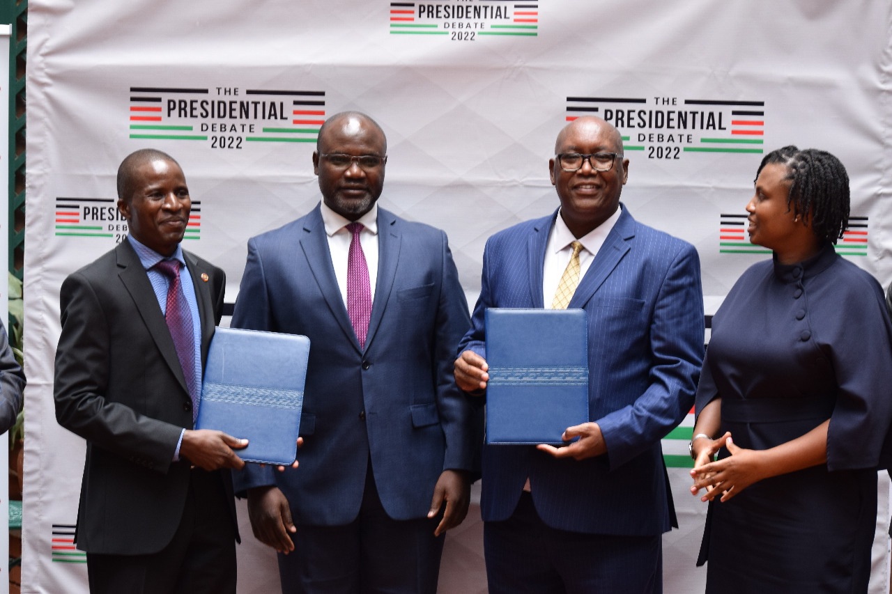 Presidential candidates urged to attend organised debate
