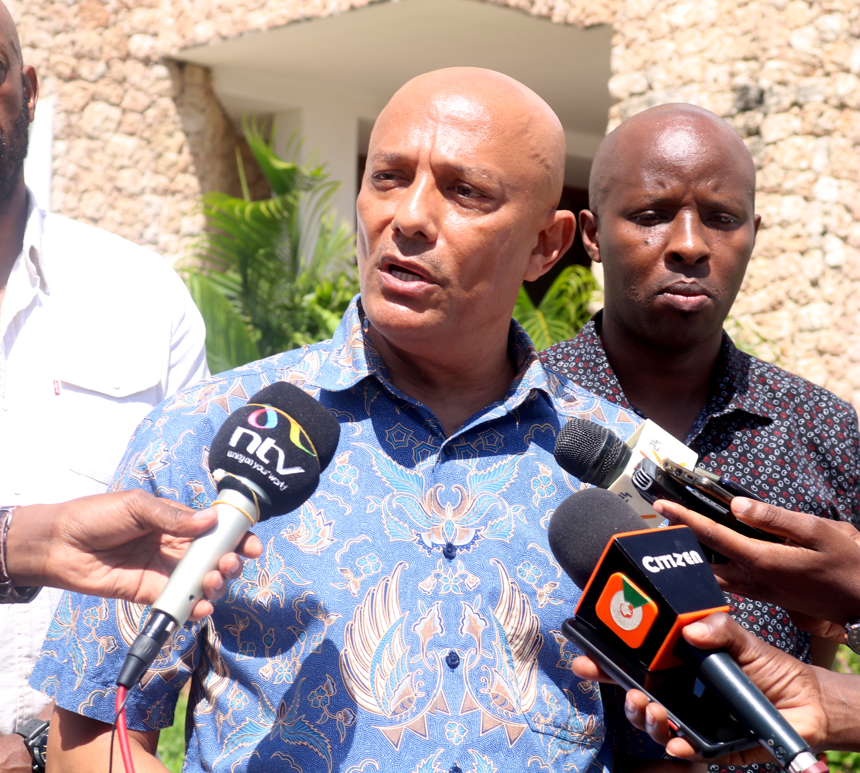 Kenyans pay Sh11,625 average bribe to access services in public offices: EACC