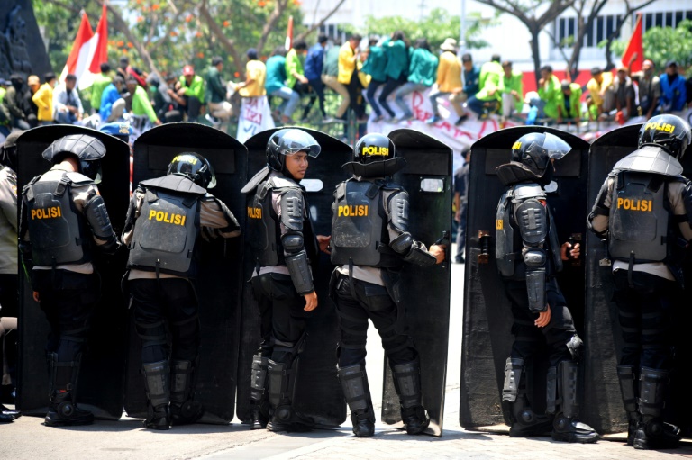 Indonesian politicians to have perks cut in bid to quell unrest