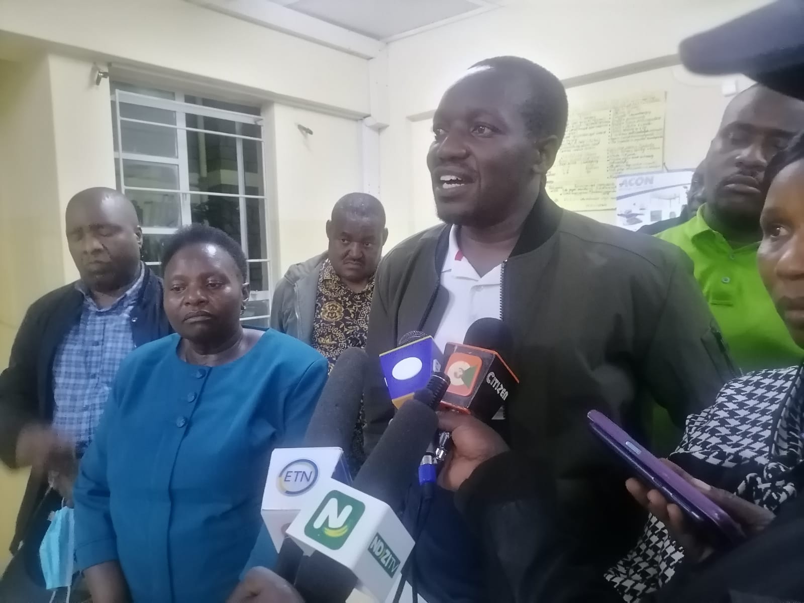 Governor Arati wants CS Kindiki to probe violence between UDA, Azimio supporters