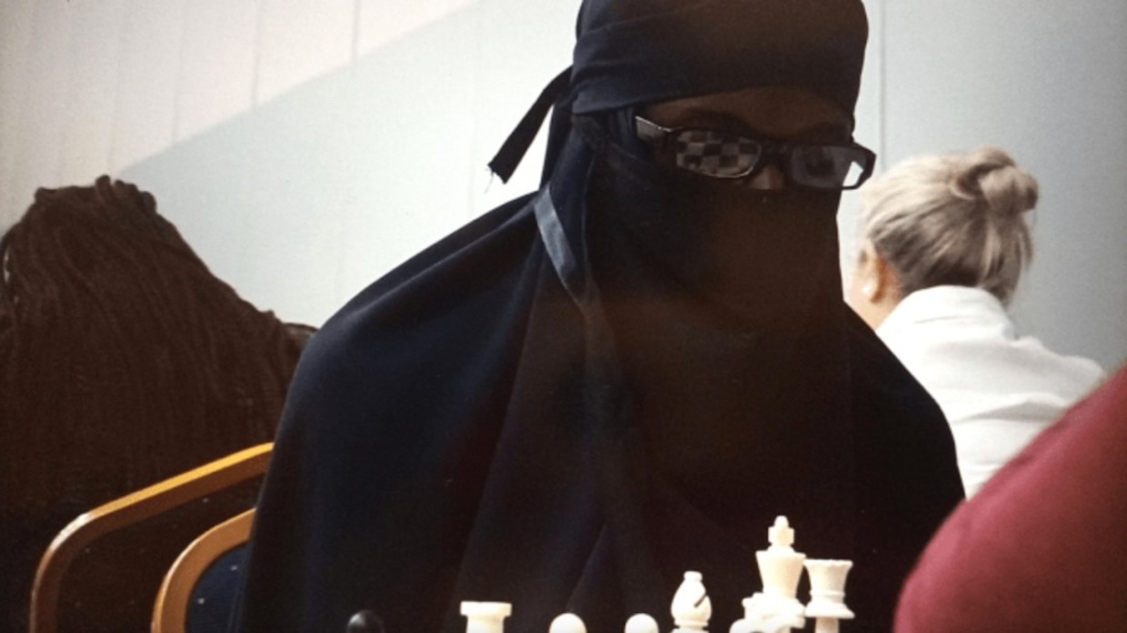I just wanted money, says veiled man unmasked in Kenyan women’s chess tournament