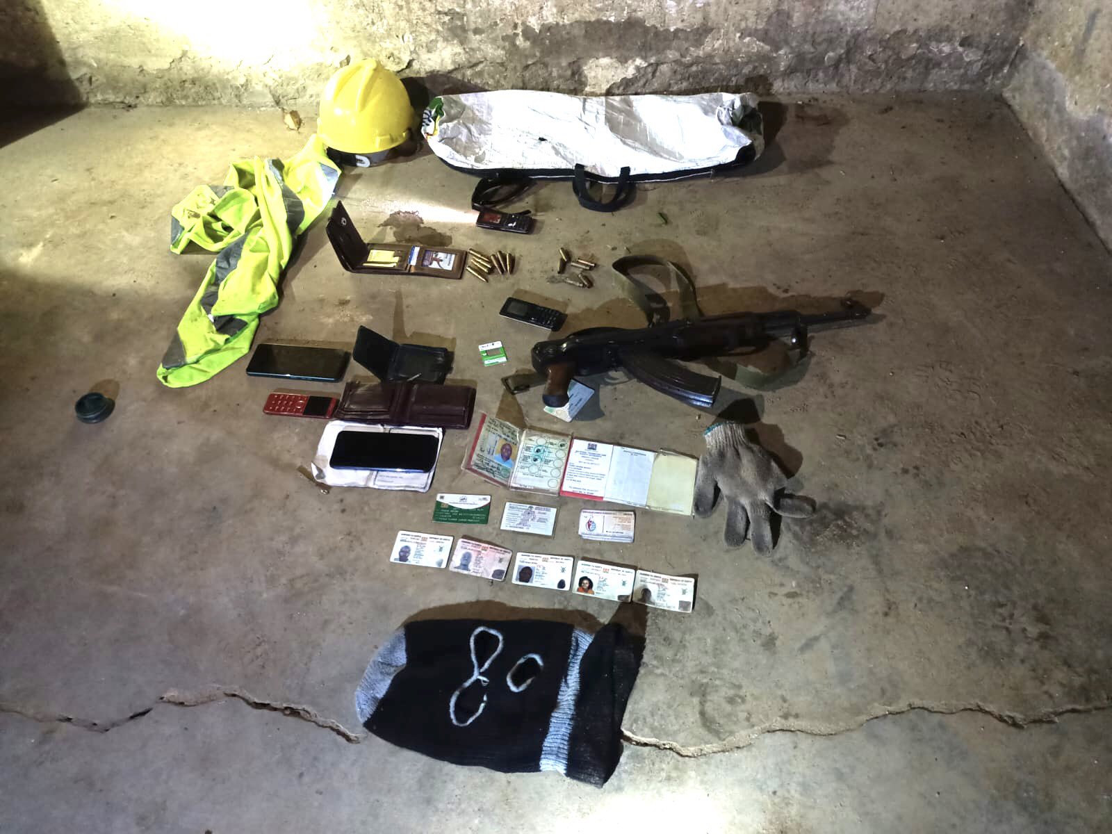 Police gun down 4 suspected gangsters linked to cross-county crime
