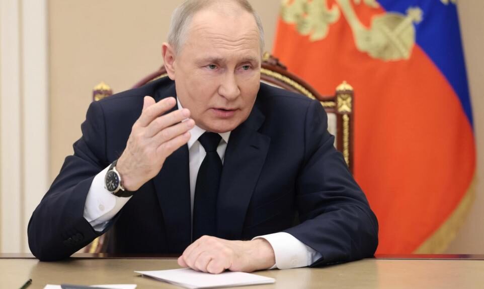 Putin hails economic, trade ties with China