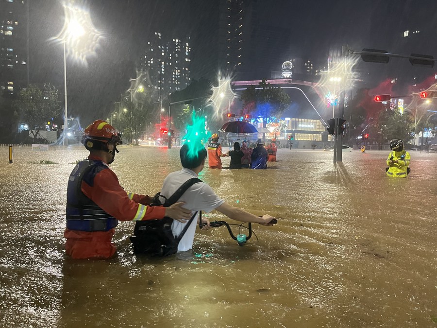 China renews yellow alert for rainstorms