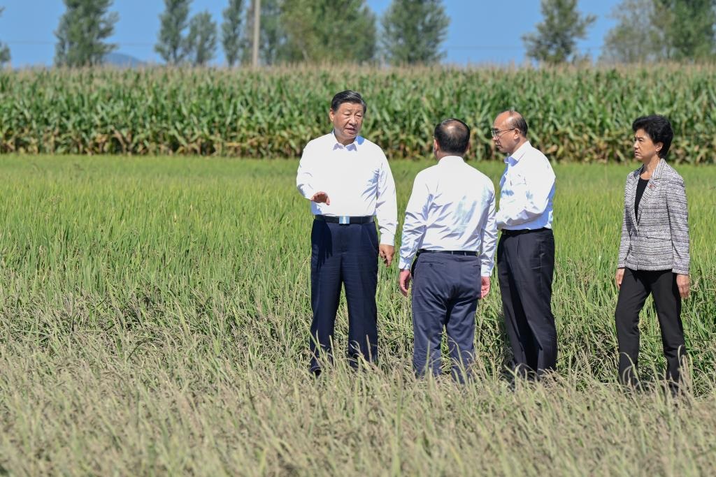 Xi visits flood-affected villagers in NE China’s Heilongjiang province
