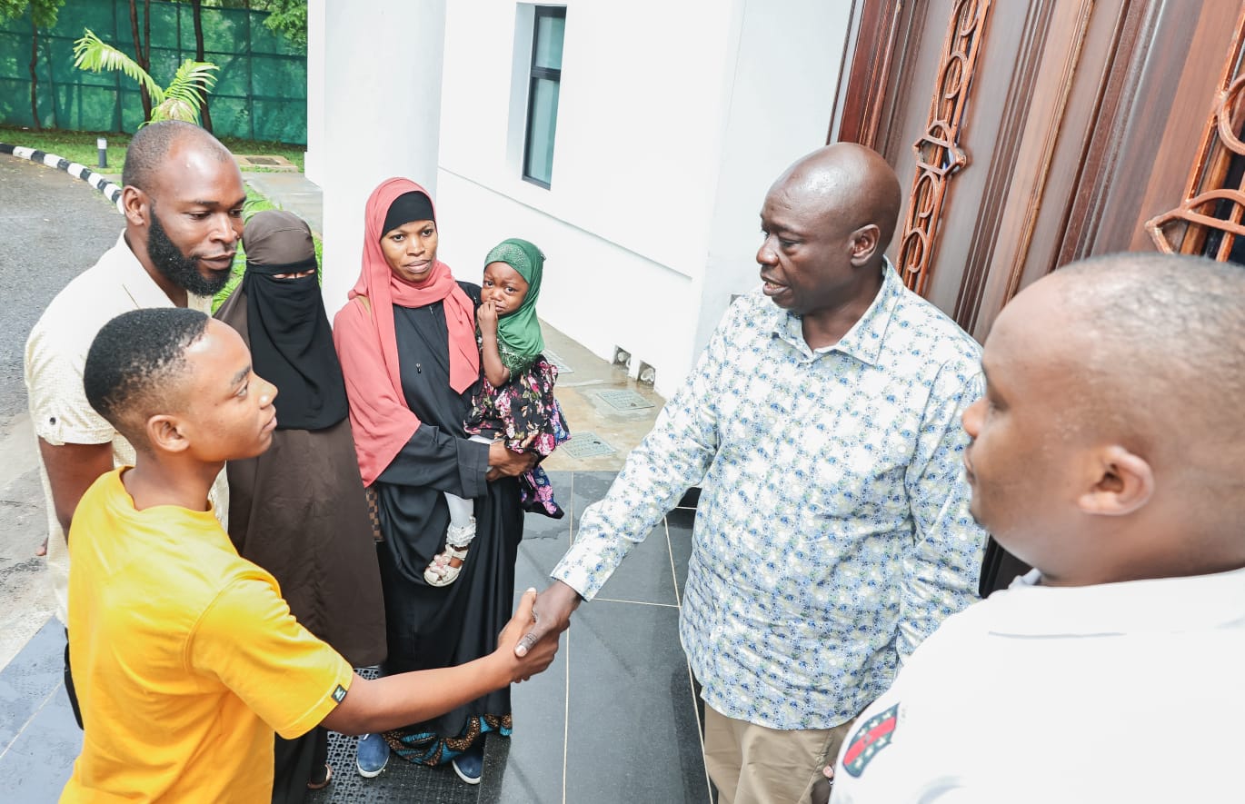 DP Gachagua hosts family of late musician Ali Mwakaribu Ally B in Mombasa