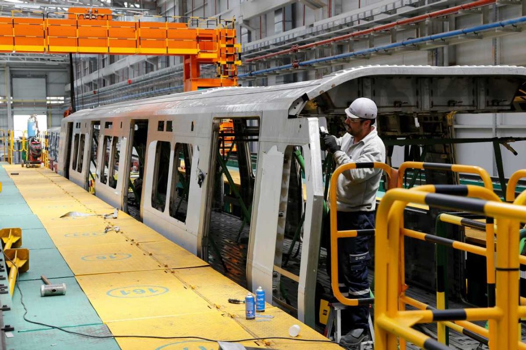 China releases non-diesel, fully electric shunting locomotive – China Daily