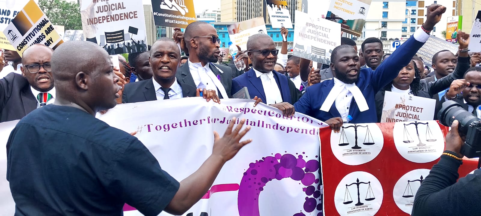 lawyers protest against President Ruto’s threats on judges