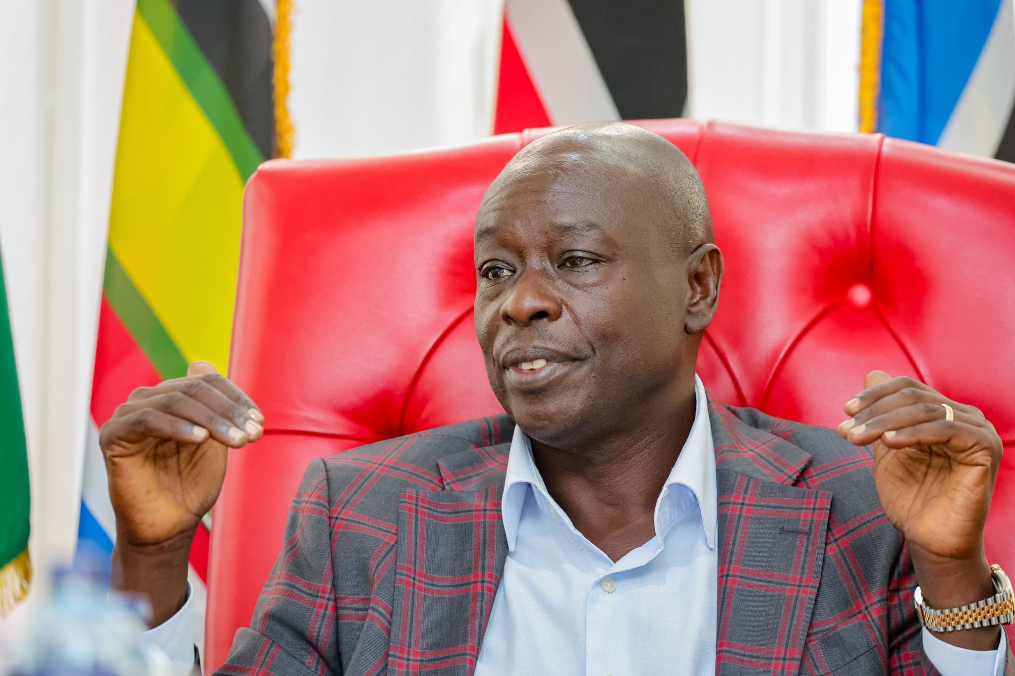 DP Gachagua meets multi-agency teams amid flooding