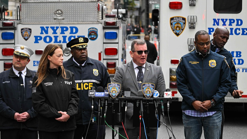 Man dies after setting himself on fire outside New York court during Trump trial