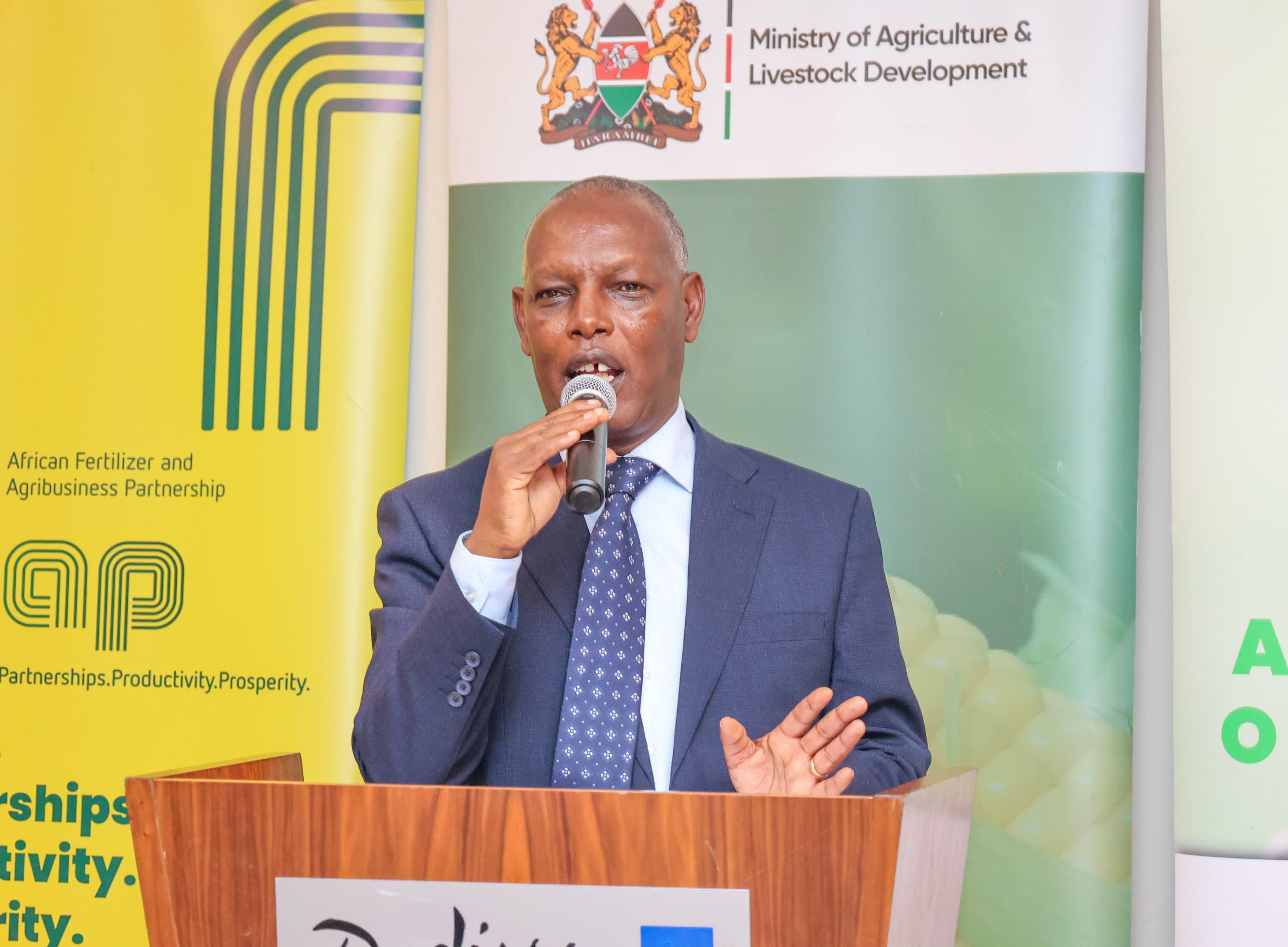 Govt assures farmers of timely distribution of subsidized fertilizer