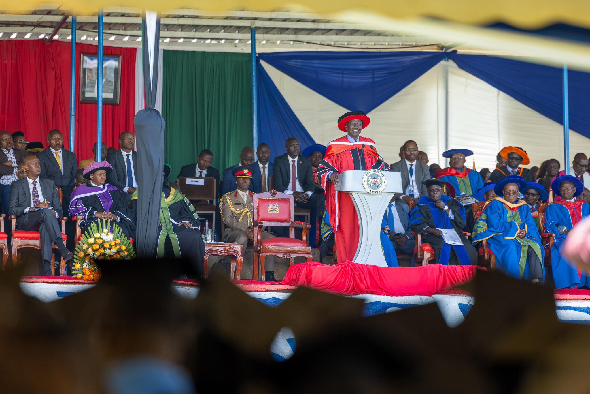 President Ruto urges universities to allow students with fee balances to sit for exams