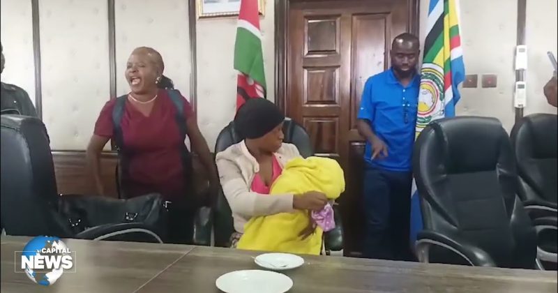 WATCH: Drama as patients, some with infants, storm CS Baraza’s media briefing protesting SHIF glitches
