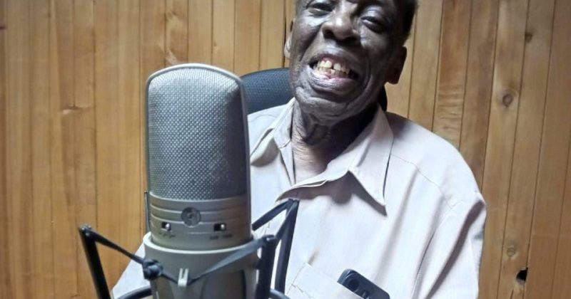 Broadcastors pay tribute to late Leonard Mambo Mbotela