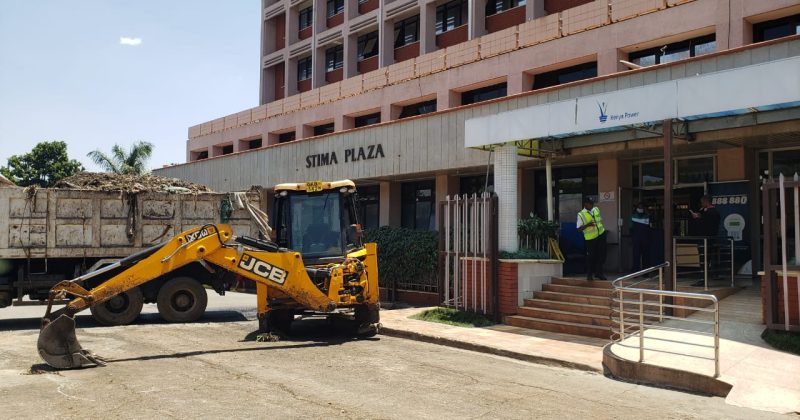 NEMA orders City Hall to clear garbage at Stima Plaza in row with Kenya Power