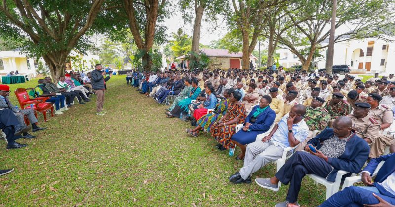 Wetangula promises Sh1mn award to Bungoma chief with highest voter cards