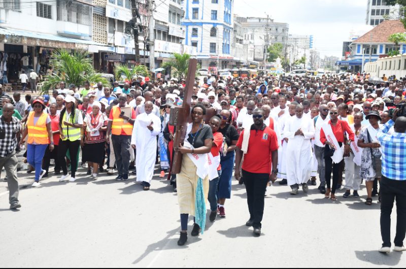 Archbishop Kivuva urges political tolerace to avert violence
