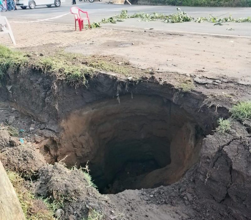 Nakuru-Kabarak road closed after a sinkhole appears following heavy rains