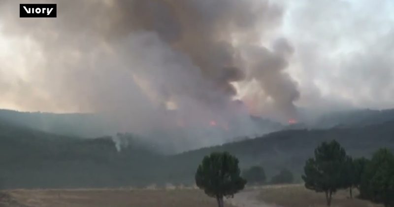 (WATCH) Raging inferno – At least 10 dead, including firefighters, as flames engulf Turkey’s Eskisehir
