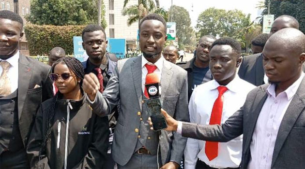 Student leaders seek protest exit plan to lock out hijackers