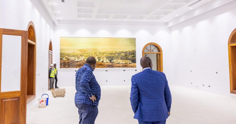 Wildlife art, polished finishes: Ruto gives Uhuru a tour of the new-look State House