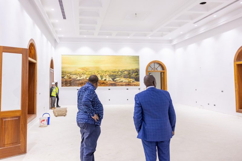 Wildlife art, polished finishes: Ruto gives Uhuru a tour of the new-look State House