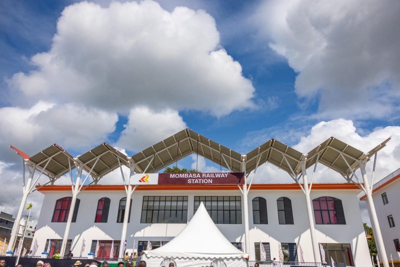 President Ruto commissions Mombasa Commuter Rail Service