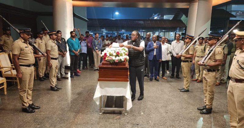 Raila’s body arrives at his Opoda farm ahead of tomorrow’s burial