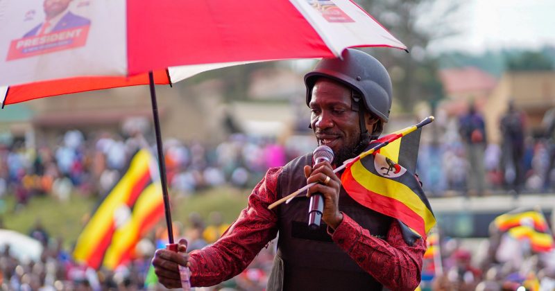 ‘Catch me if you can!’: Bobi Wine taunts Muhoozi amid security clampdown