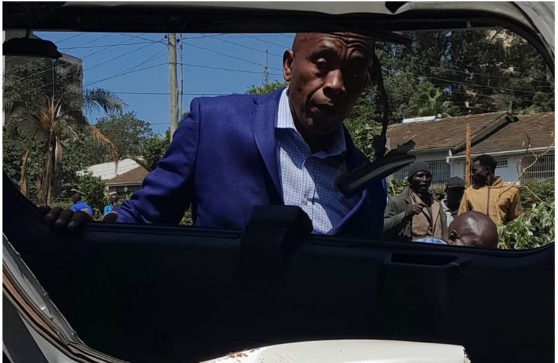 PHOTOS: Wamatangi visits demolished carwash after bulldozers wreck vehicles