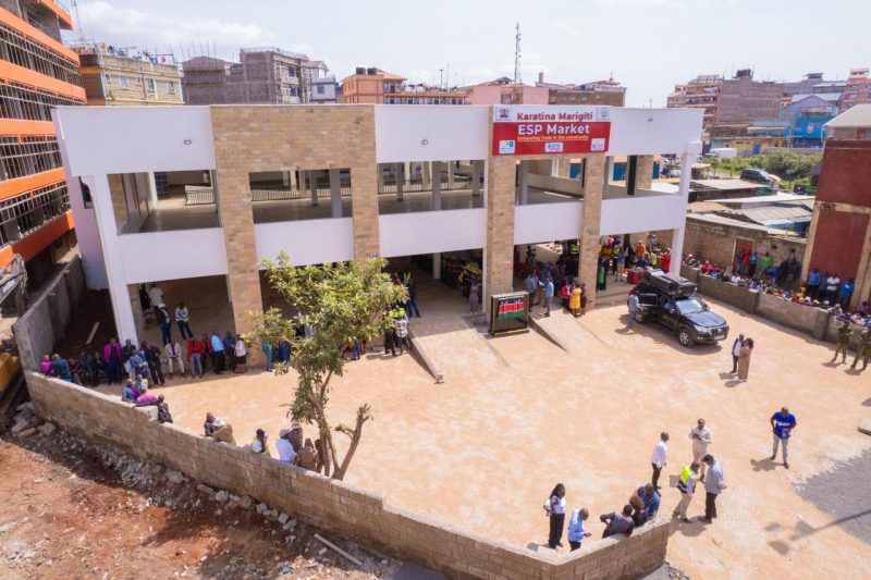 Mathira residents laud Ruto as he hands over Karatina Marigiti ESP market