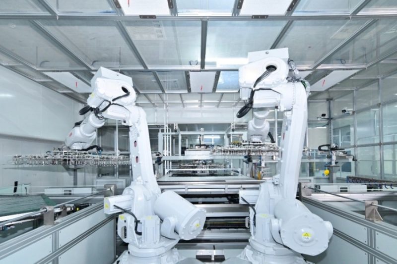 China manufacturing shows resilience as high-tech sector expands despite PMI dip