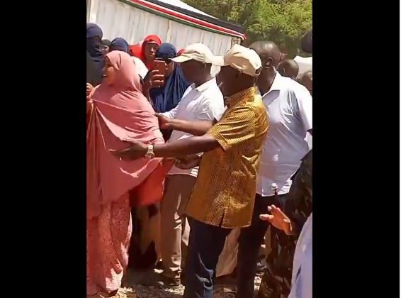 Muslim woman rejects Ruto’s hug in Mandera