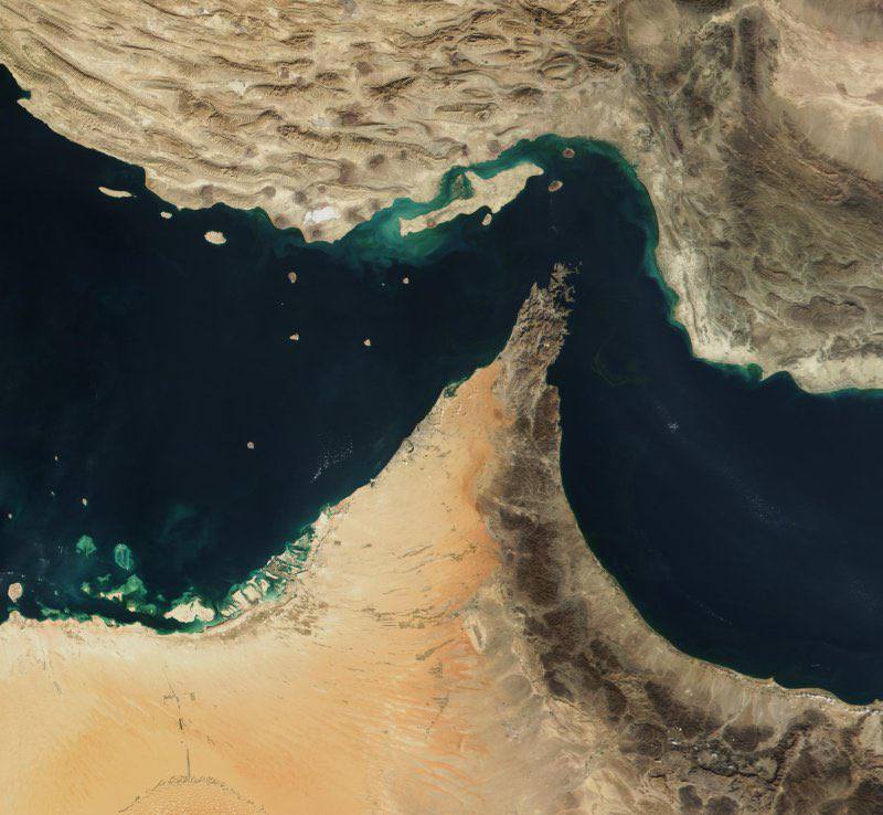 Hormuz talks positive, Oman says, as Iran warns deal would not open strait