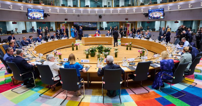 EU leaders vow vigilance against migratory flows, call for Mideast de-escalation