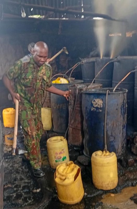 Police destroy 2,000 litres of illicit brew in Nairobi