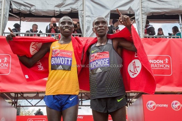 Eliud Kipchoge poses with compatriot Stanley Biwott who came in second/PHOTO-Organizers