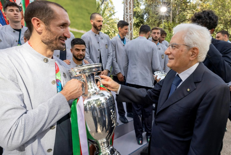 Italy’s president honours Euro 2020 winners