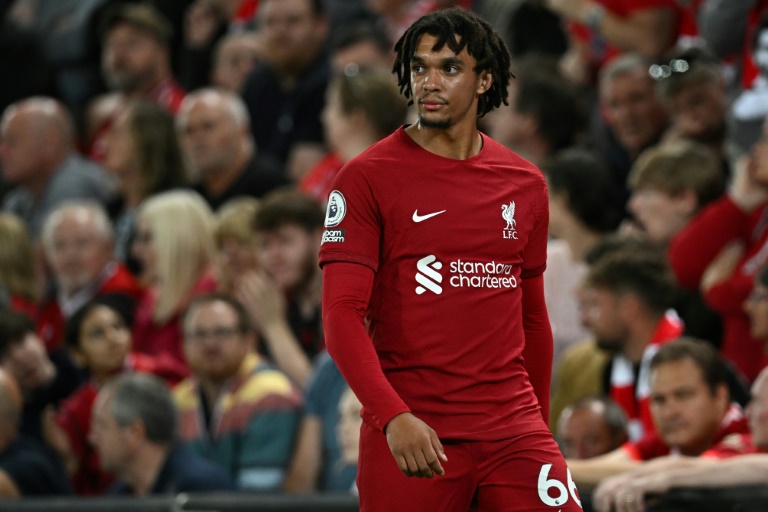 Liverpool’s Alexander-Arnold out for three weeks
