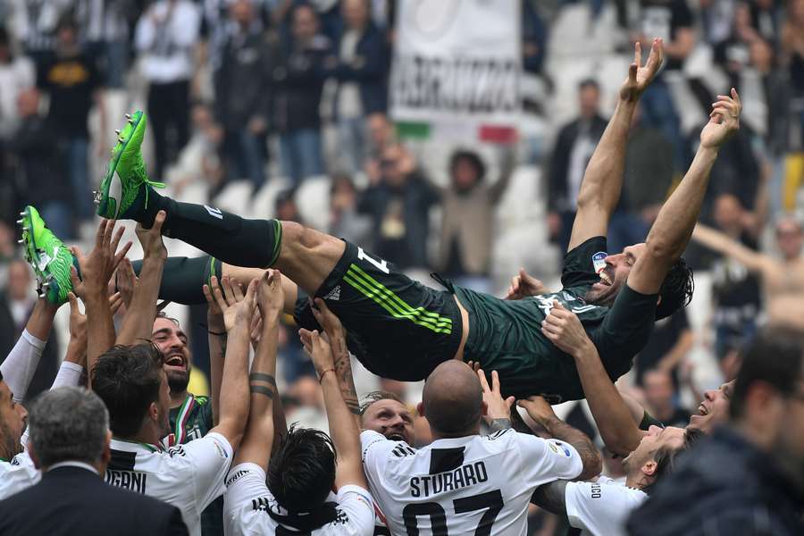 “You became THE goalkeeper” – tributes to Buffon as he retires