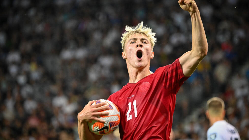 Manchester United sign Danish striker Hojlund from Atalanta