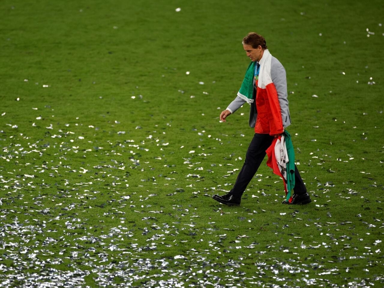 Mancini denies Saudi rumours after Italy exit, Spalletti hits roadblock